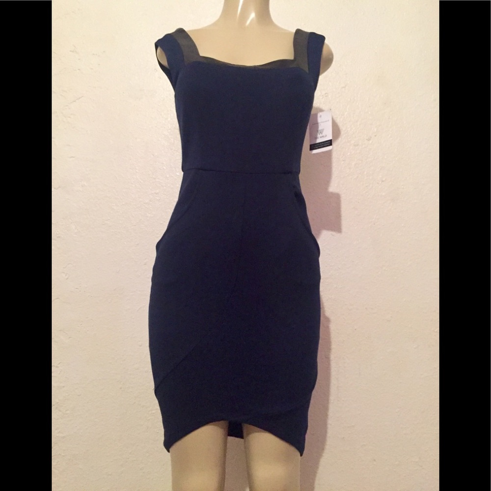 Alice & Olivia navy sheath dress* leather trim